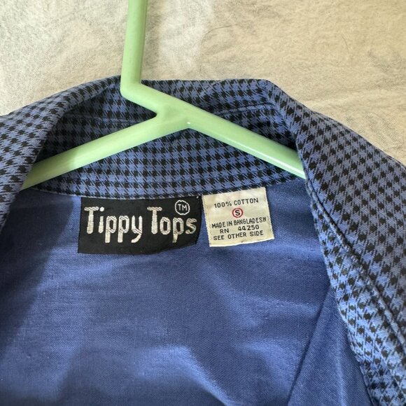 Vintage Women's Button Down - Picture 4 of 5